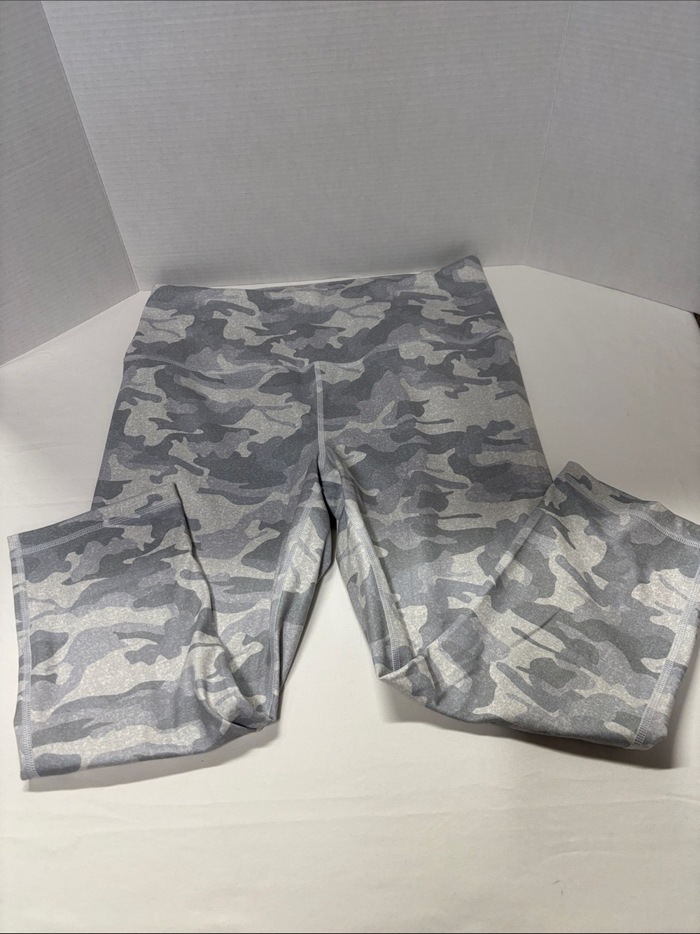Women’s Gray Camo Leggings